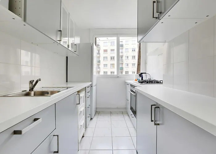 Charming - 2br-6p - Expo Apartment